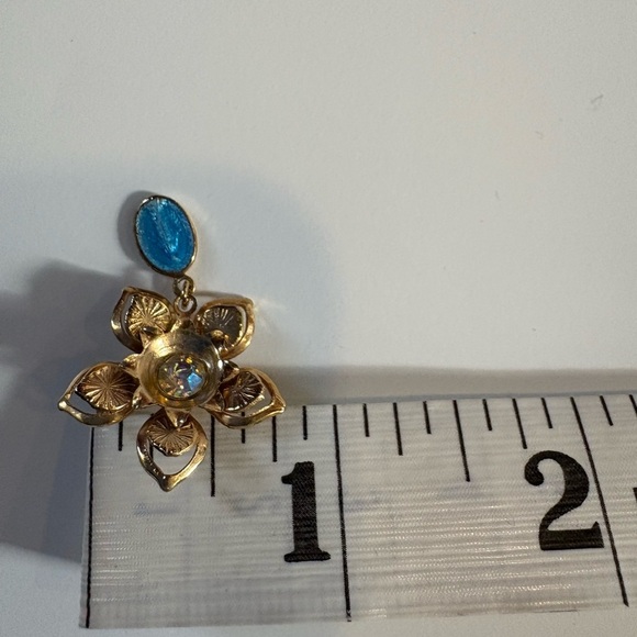 Set of Floral Brooches- Religious (Catholic) - Picture 7 of 8